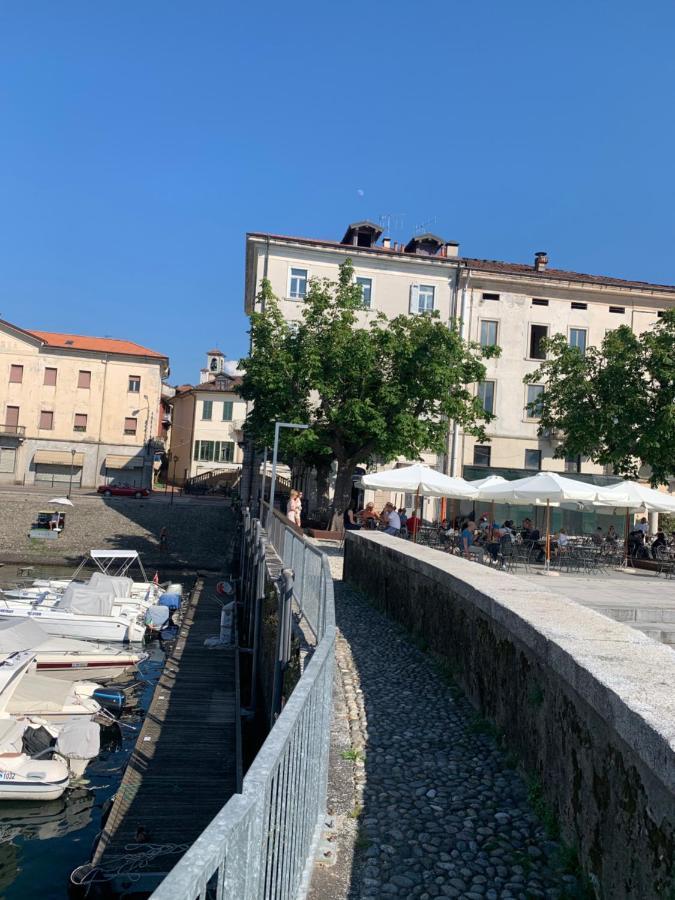 Apartmán Palazzo Clerici Luino Exteriér fotografie