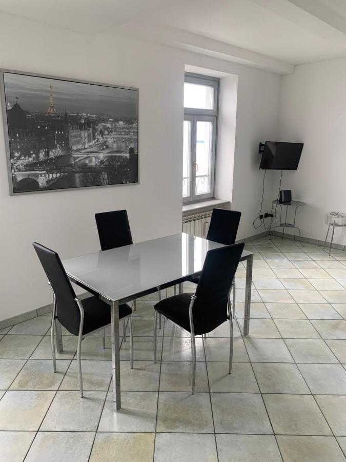 Apartmán Palazzo Clerici Luino Exteriér fotografie